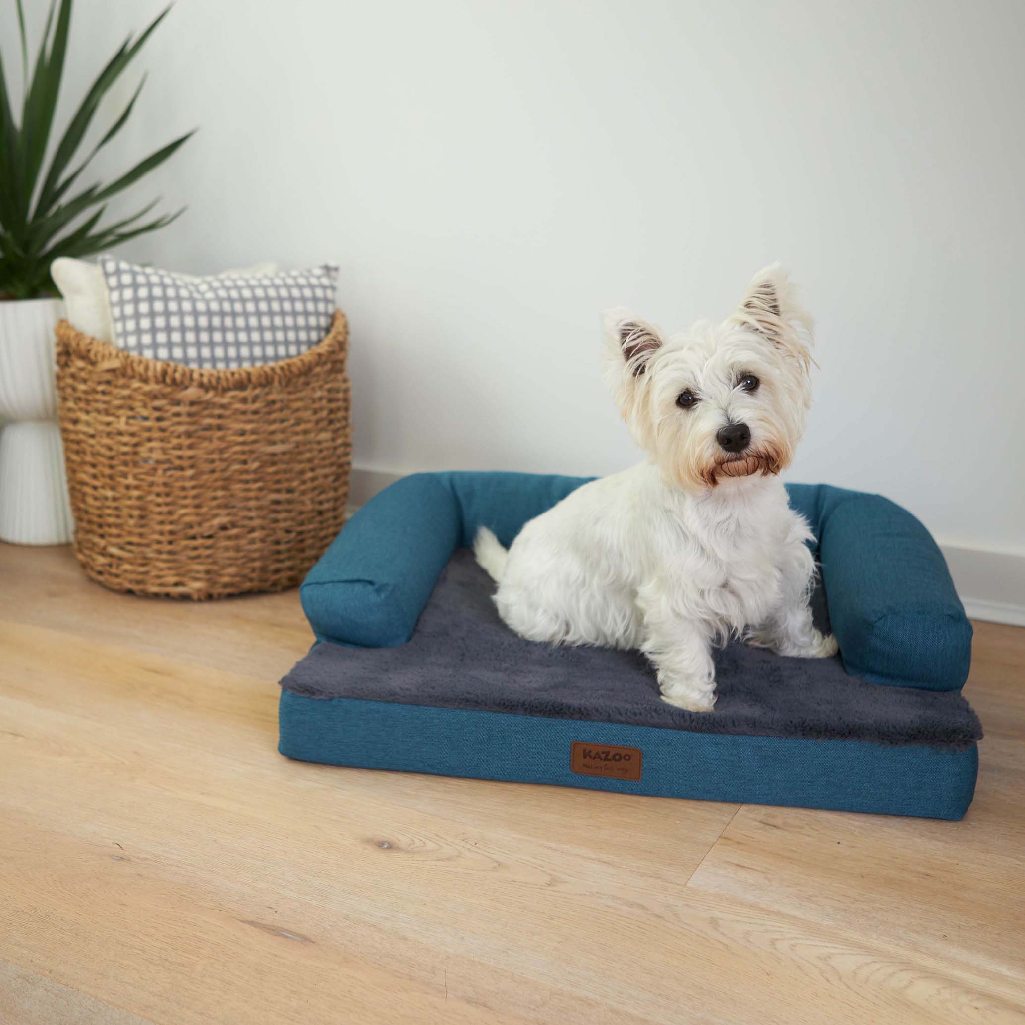 Kazoo Boudoir Medium Teal Dog Bed - Image 6